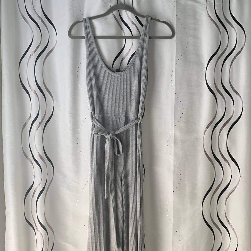 FULL LENGTH, stretchy BODY SUIT